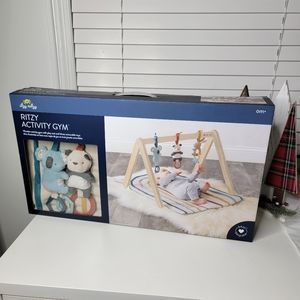 NWT Ritzy Activity Gym / Baby Play Gym